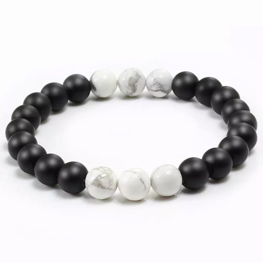 Black Onyx and White Howlite Beaded Bracelet